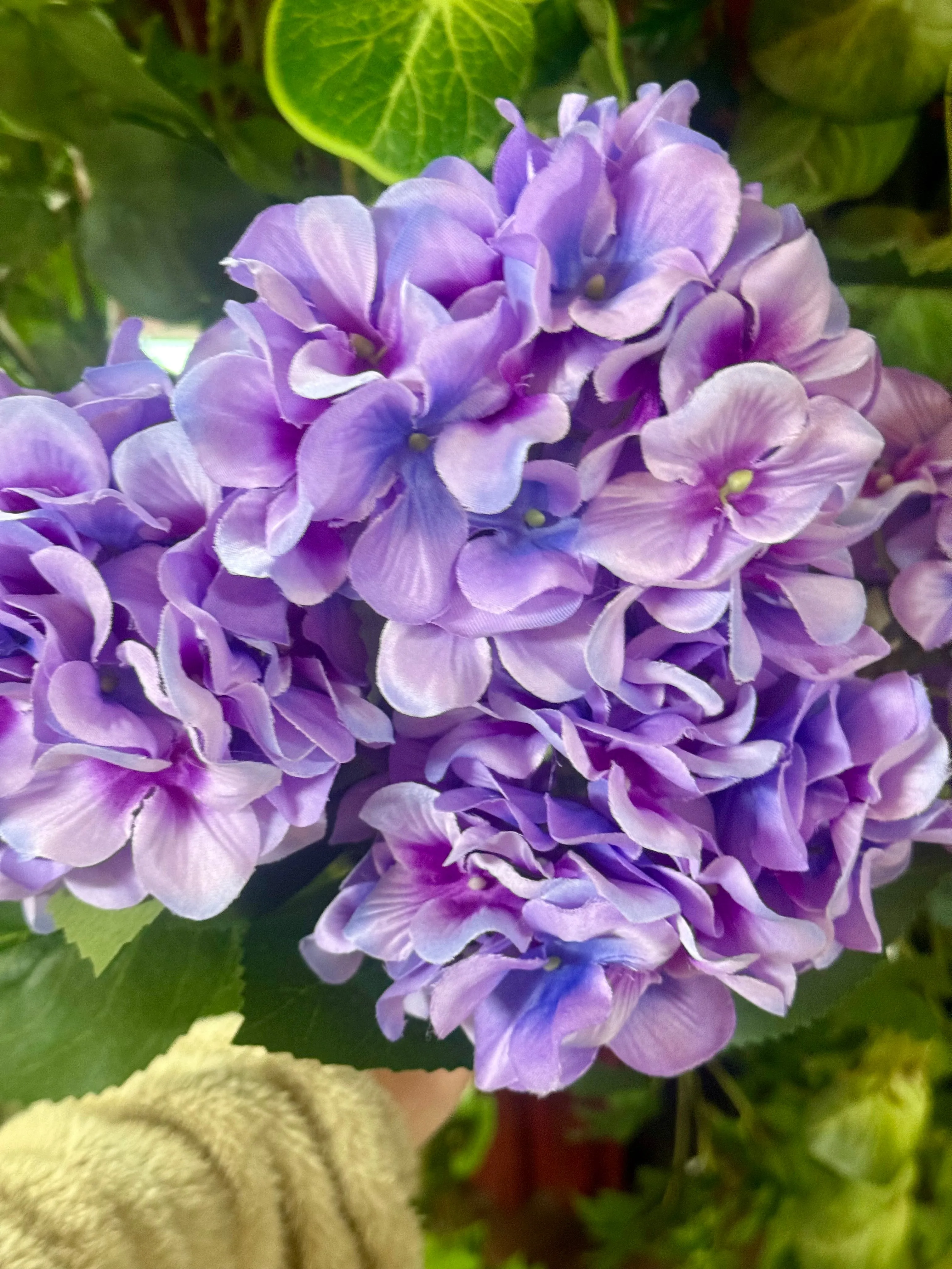 20.5 Inch Lavender Hydrangea Bush