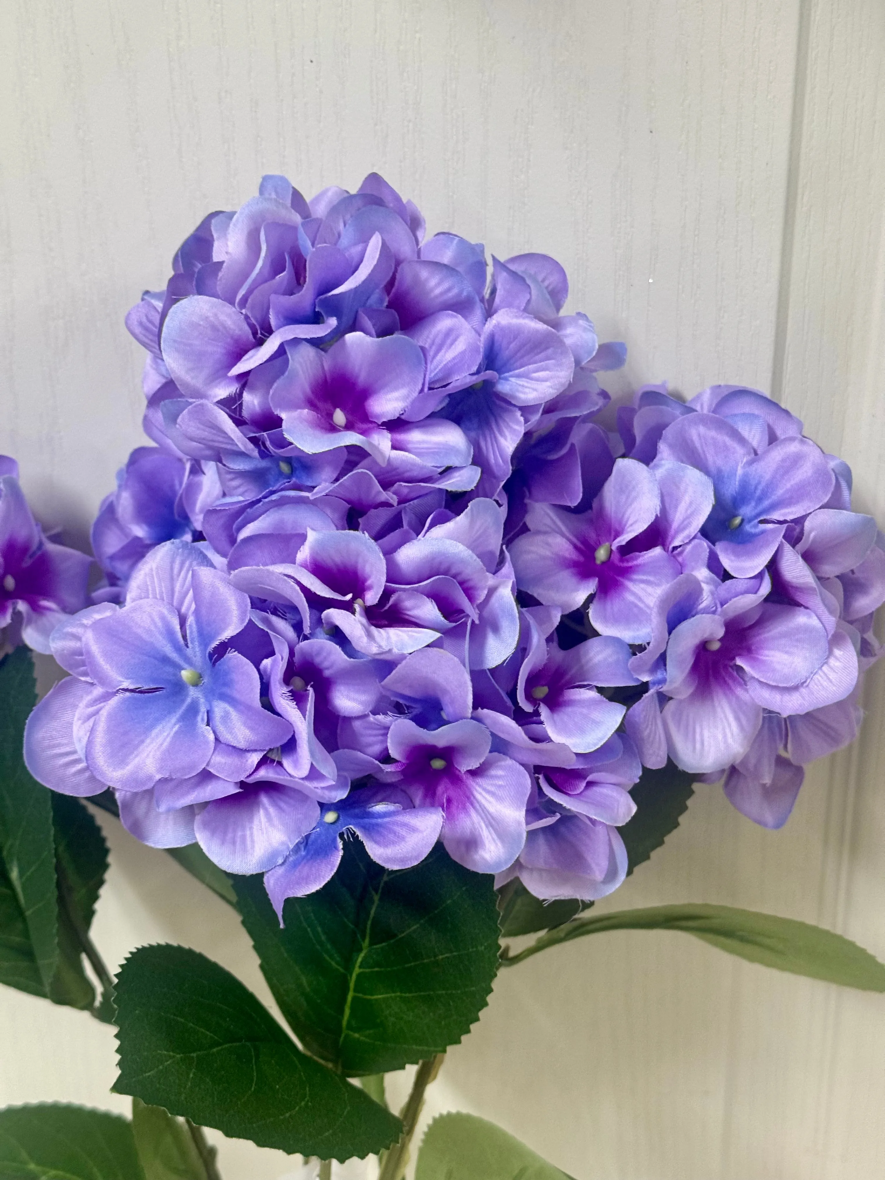20.5 Inch Lavender Hydrangea Bush