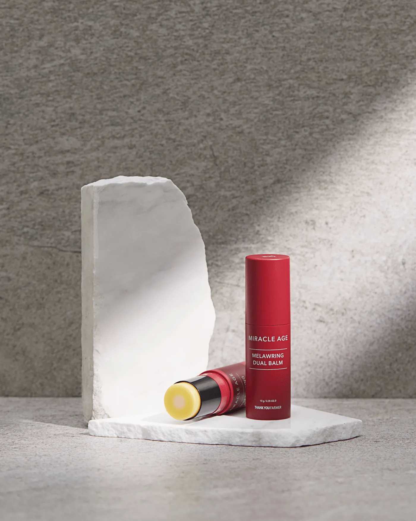 Miracle Age Melawring Dual Balm